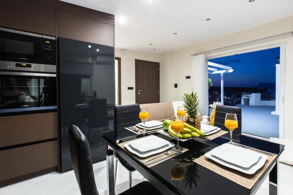 Апартаменты Sweet - Big Balcony With Great View *